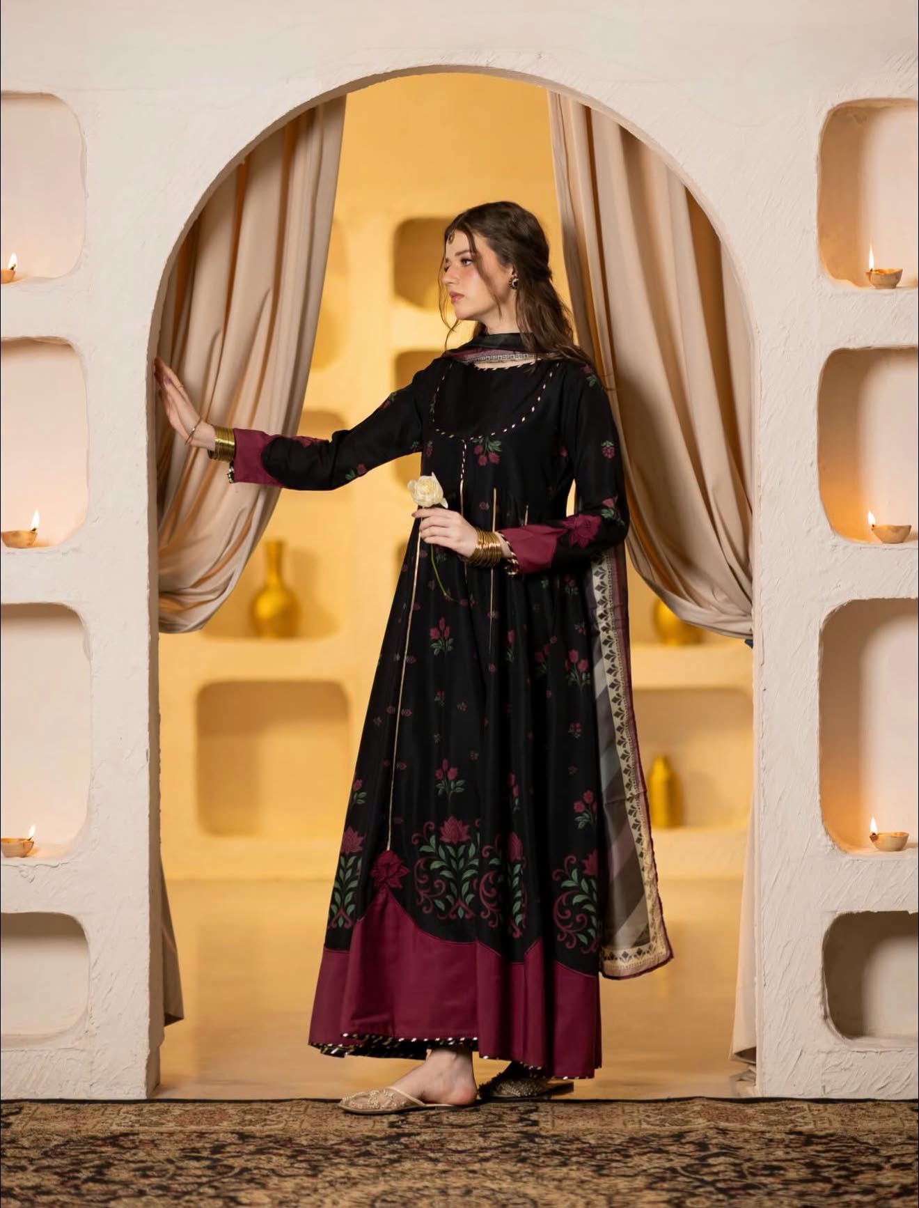 Screenshot Black printed panelled dress - Image 1